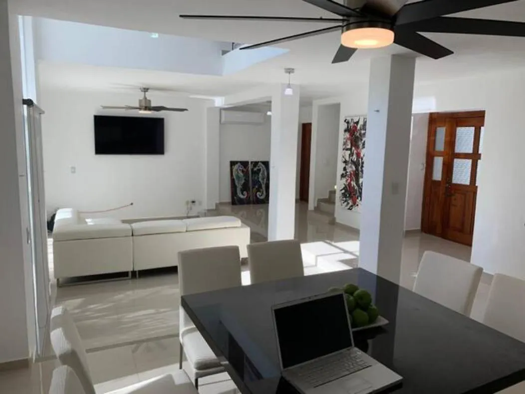 Playacar Beach House 10 Pax! The Best Location In Playa! By Bookhap Playa del Carmen 0*,