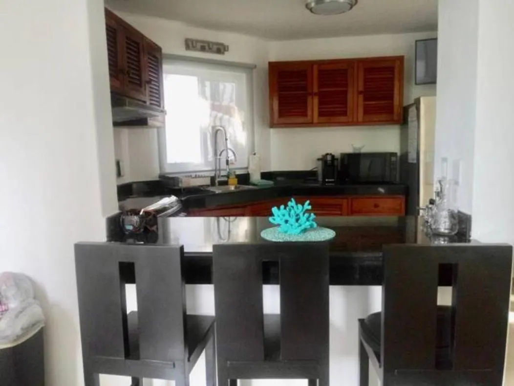 Playacar Beach House 10 Pax! The Best Location In Playa! By Bookhap Playa del Carmen
